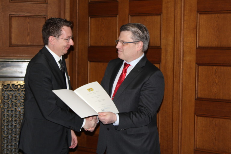 Professor Safferling geehrt