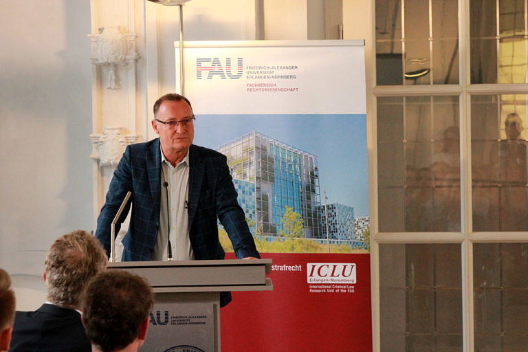 Video: Vortrag des deutschen Richters am Internationalen Strafgerichtshof